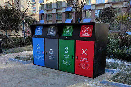 小區安裝四分類垃圾桶罩，垃圾分類亭